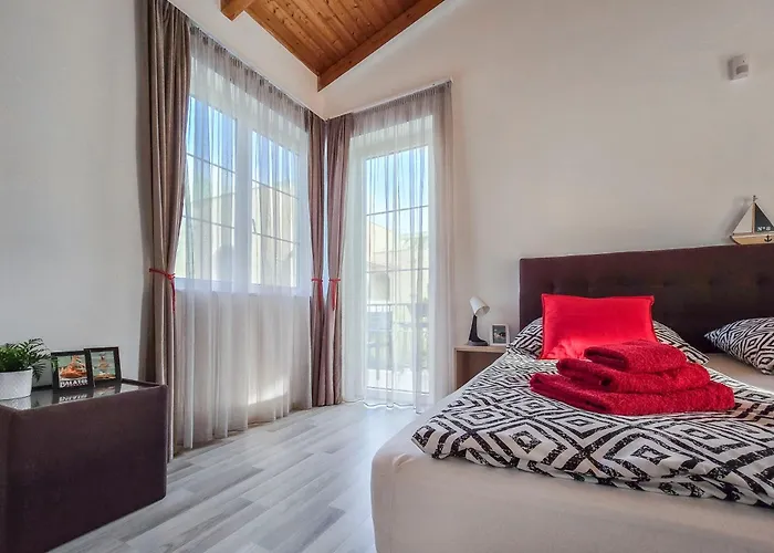 Apartament A104 *